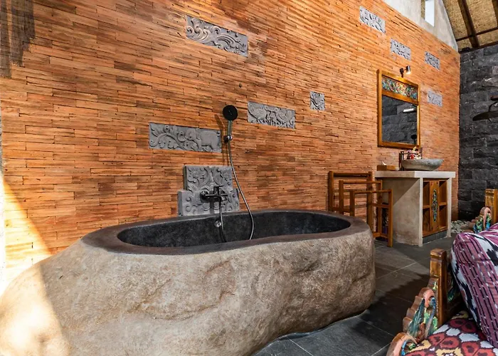 Private Pool & Stone Bath & Covered Terrace * Ubud (Bali)